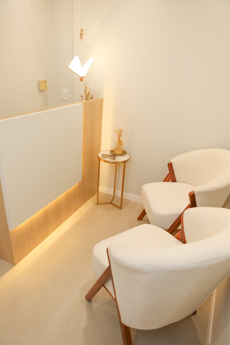 Dra Evelyn Castro Dentista Zona Sul Rj São Conrado Gávea Leblon Clareamento Lentes Resinas Implantes Emergências - foto 5