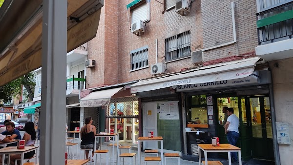 Bar Blanco Cerrillo