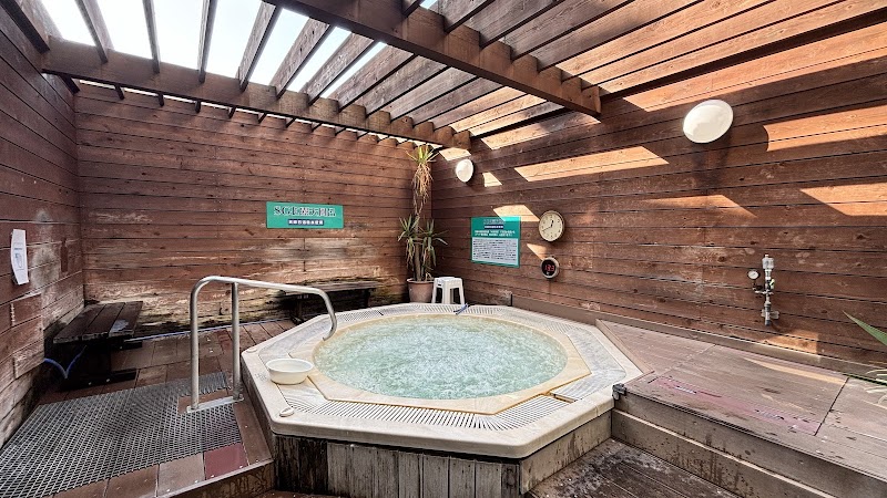 カプセル＆サウナ ロスコ 3