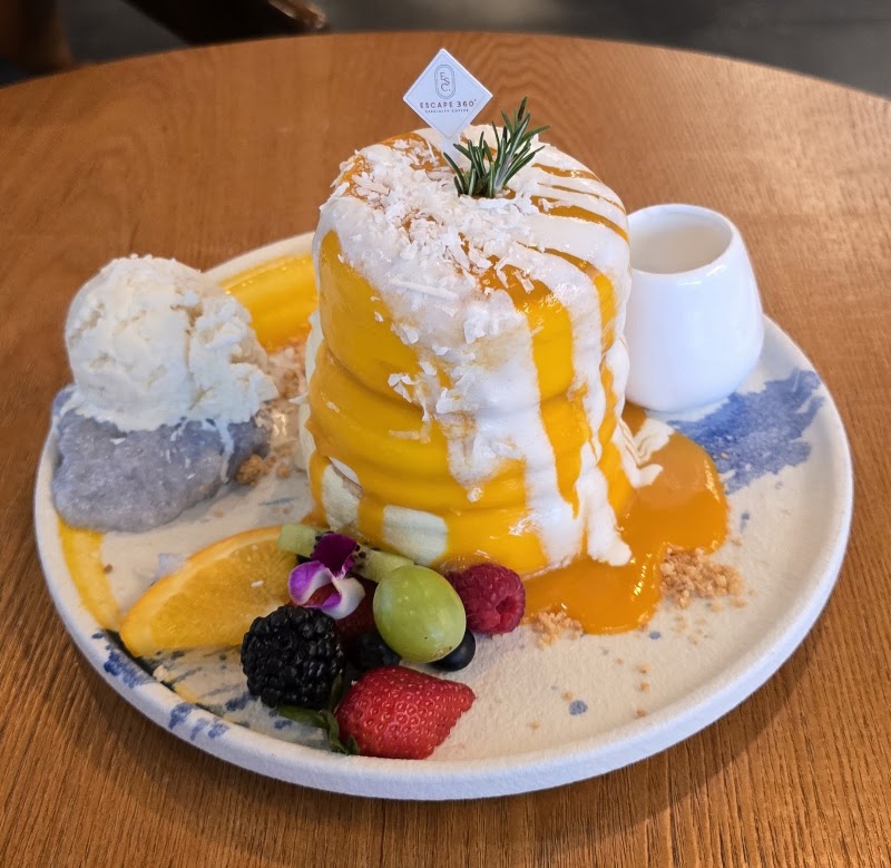 Escape 360 Cafe photo 4
