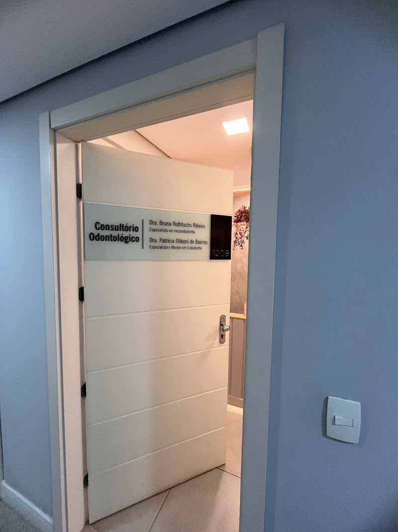 Dra. Bruna Rothfuchs Ribeiro Odontologia Especializada - foto 4