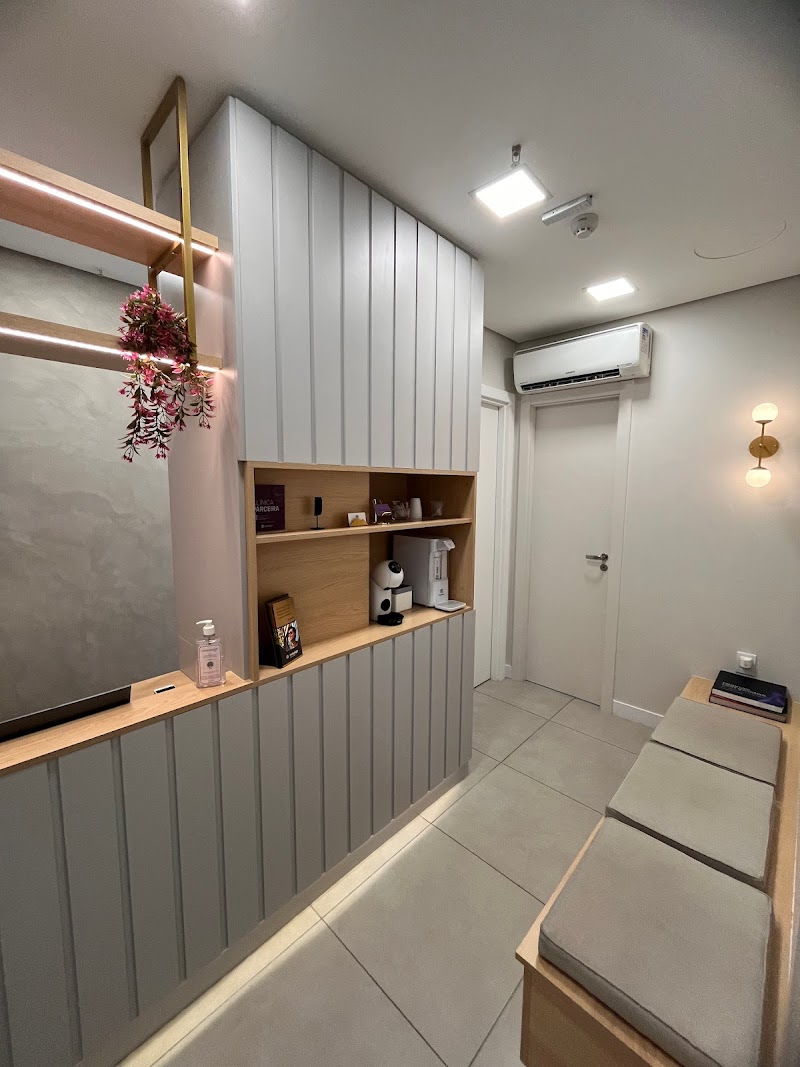 Dra. Bruna Rothfuchs Ribeiro Odontologia Especializada - foto 2