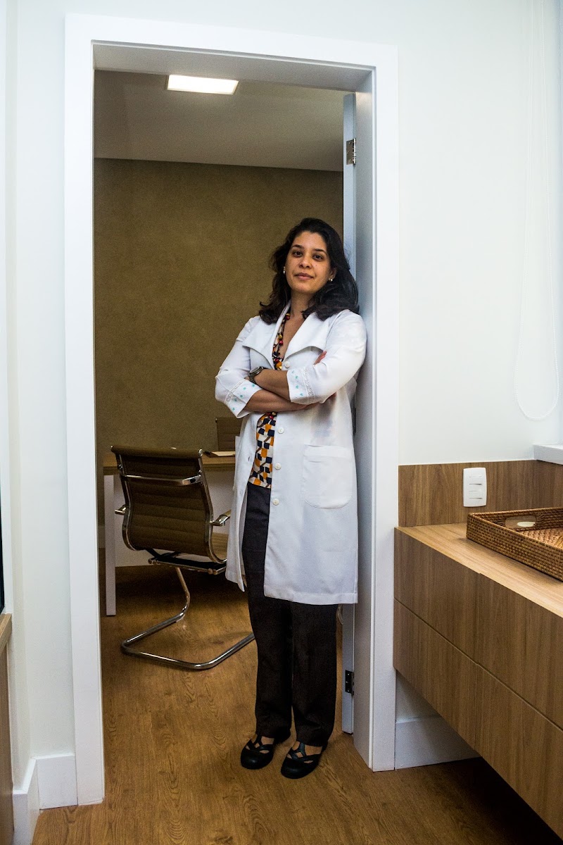 Foto de Dra. Lígia Taveira – Corpo Osteopatia e Integração além da Fisioterapia