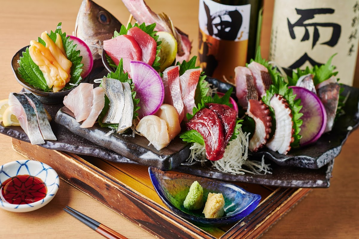 魚と酒はなたれ　丸の内本店