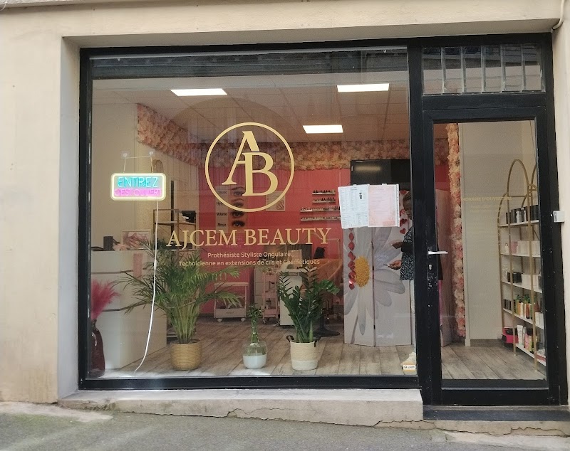 AKUA JEANNETTE ADJOR (AJCEM BEAUTY) — photo 2