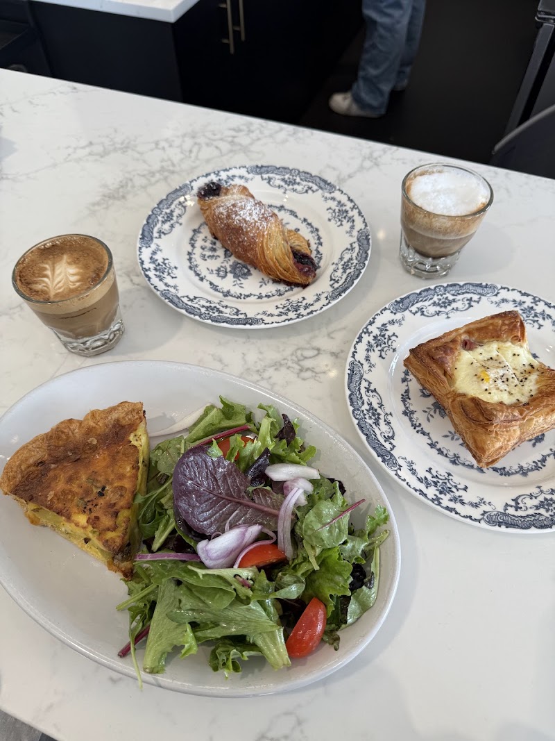Lola’s Cafe & Kitchen photo 4