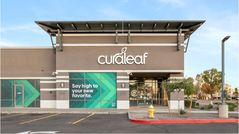 Video tour of Curaleaf Dispensary 48th Street retail environment