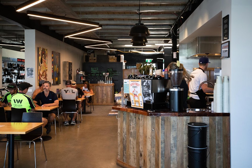 Handlebar Eatery & Catering