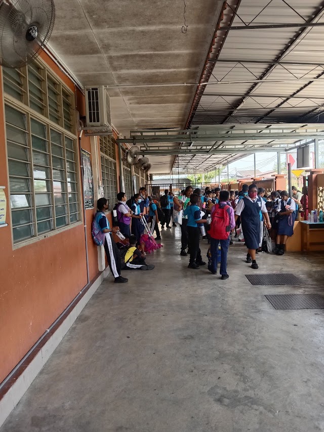 SJK(T) Permatang Tinggi photo 2