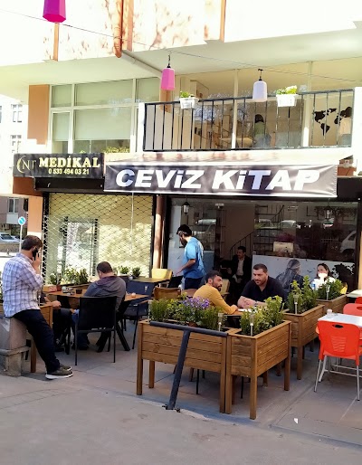 Ceviz Kitap - Kafe