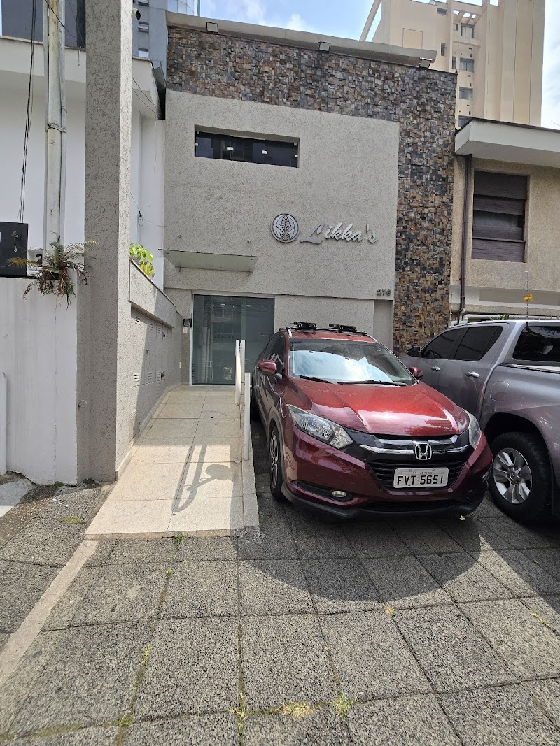 Dra. Camila Miki - foto 4