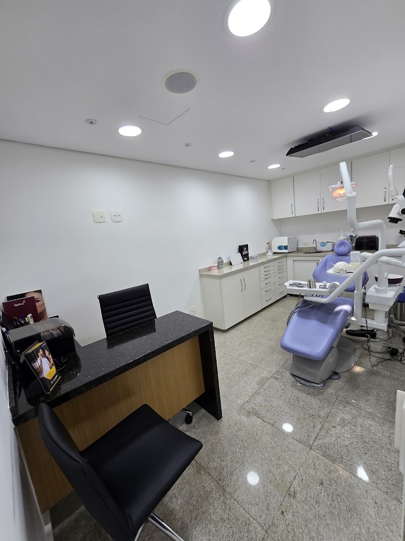 Dra. Camila Miki - foto 2