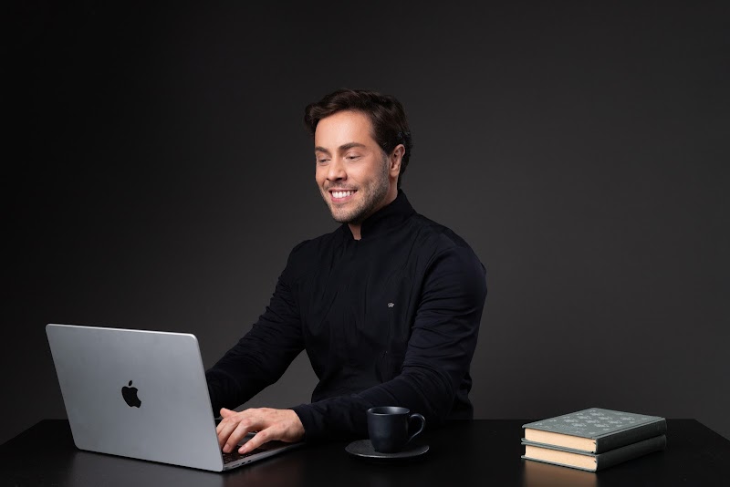 Dr. Diego Ramon - Odontologia Estética