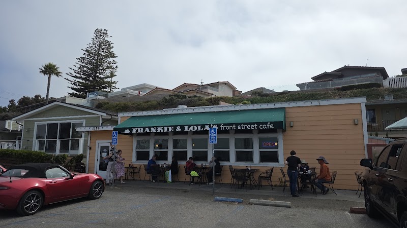 Frankie and Lola's Front Street Cafe photo 4