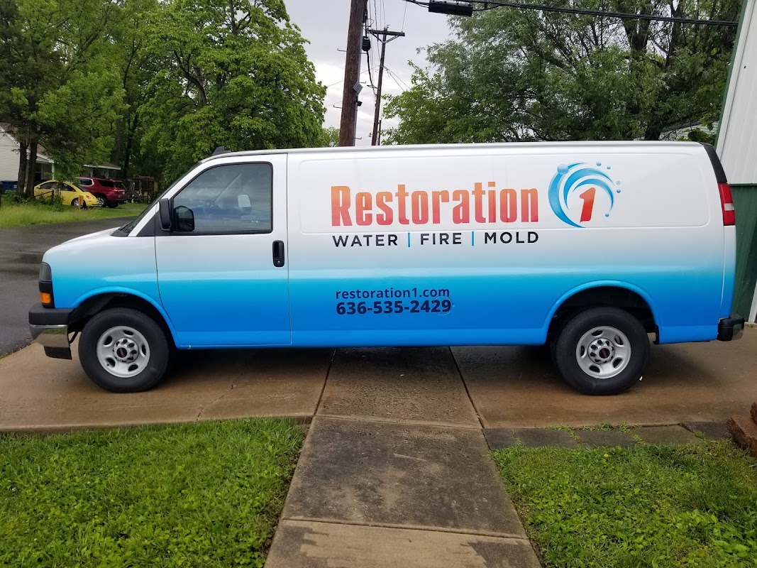 Restoration 1 of St. Charles — photo