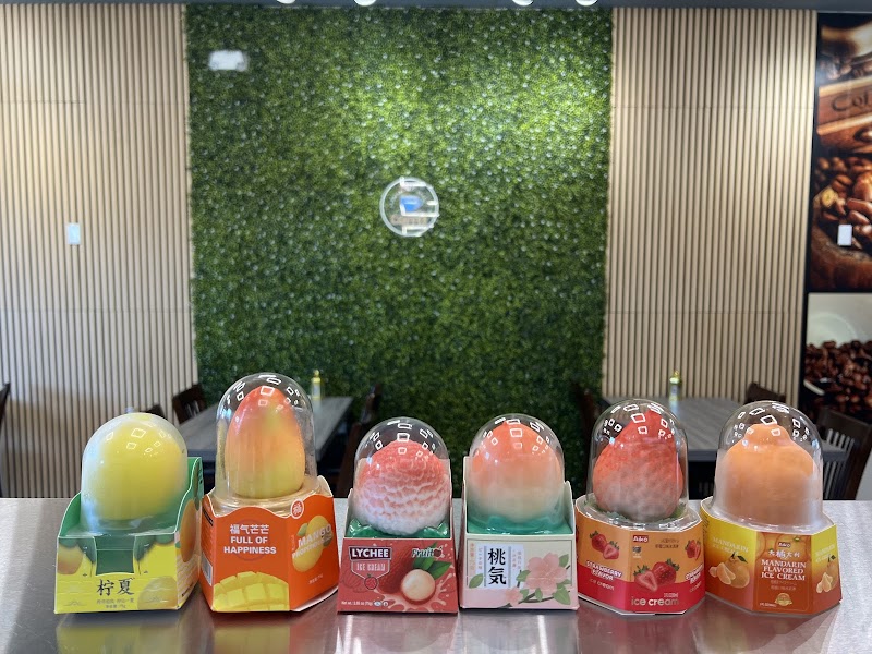 Aden cafe and ice cream photo 2