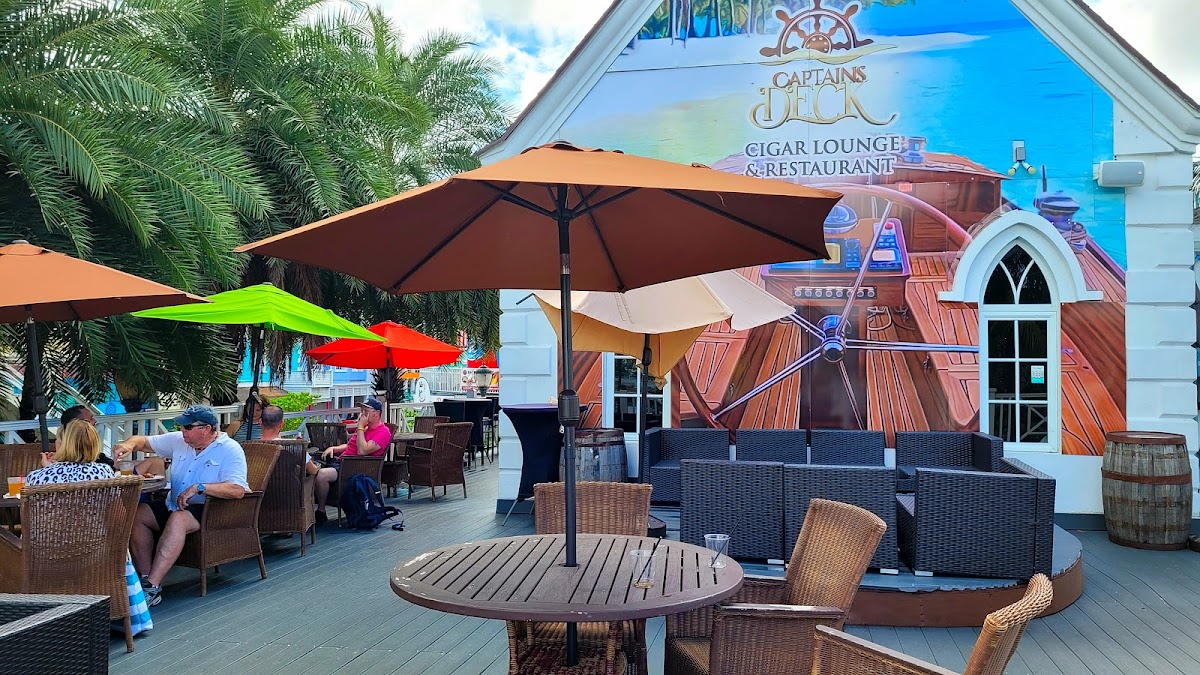 Captain's Deck in nassau