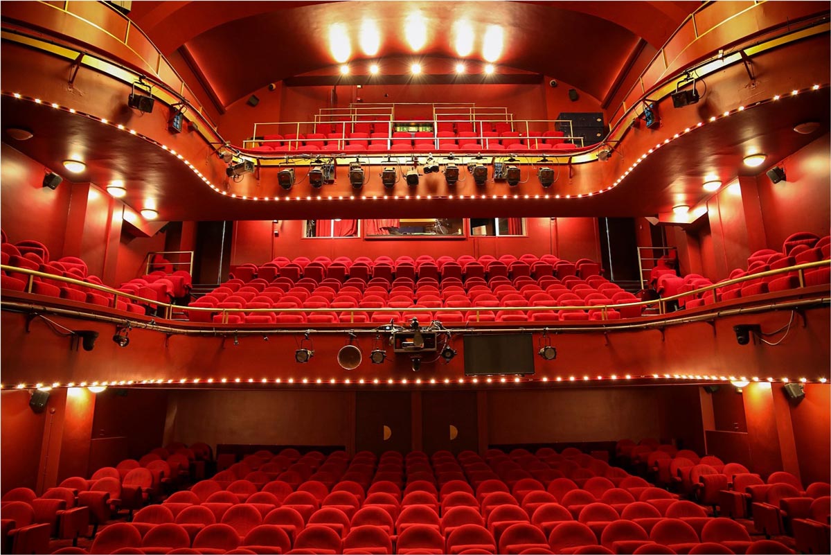 Théâtre des Mathurins, vue extérieure