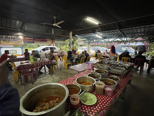 Kak Na Nasi Berlauk Tanjong Chenak - Photo 1