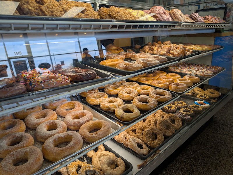 Sweet Coloradough (formerly Daylight Donuts) photo 4