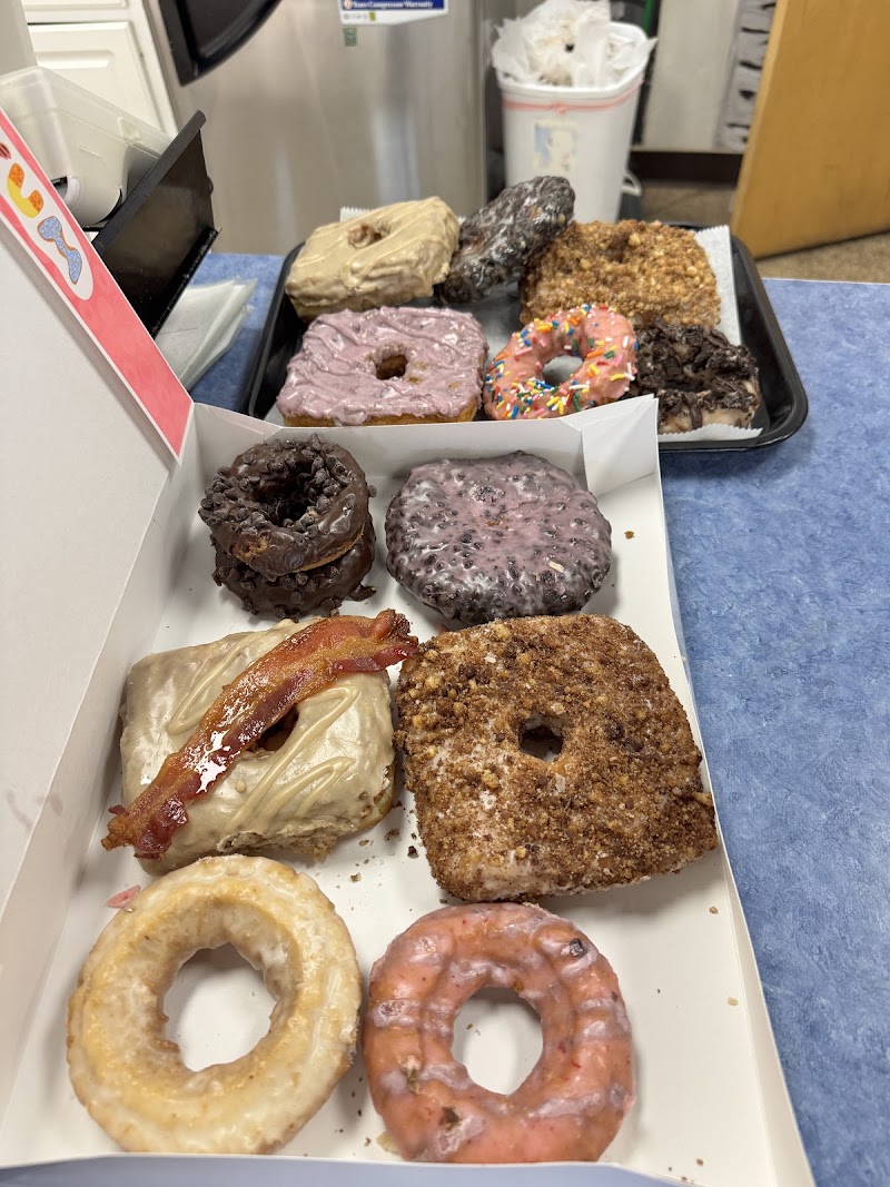 Sweet Coloradough (formerly Daylight Donuts) photo 3