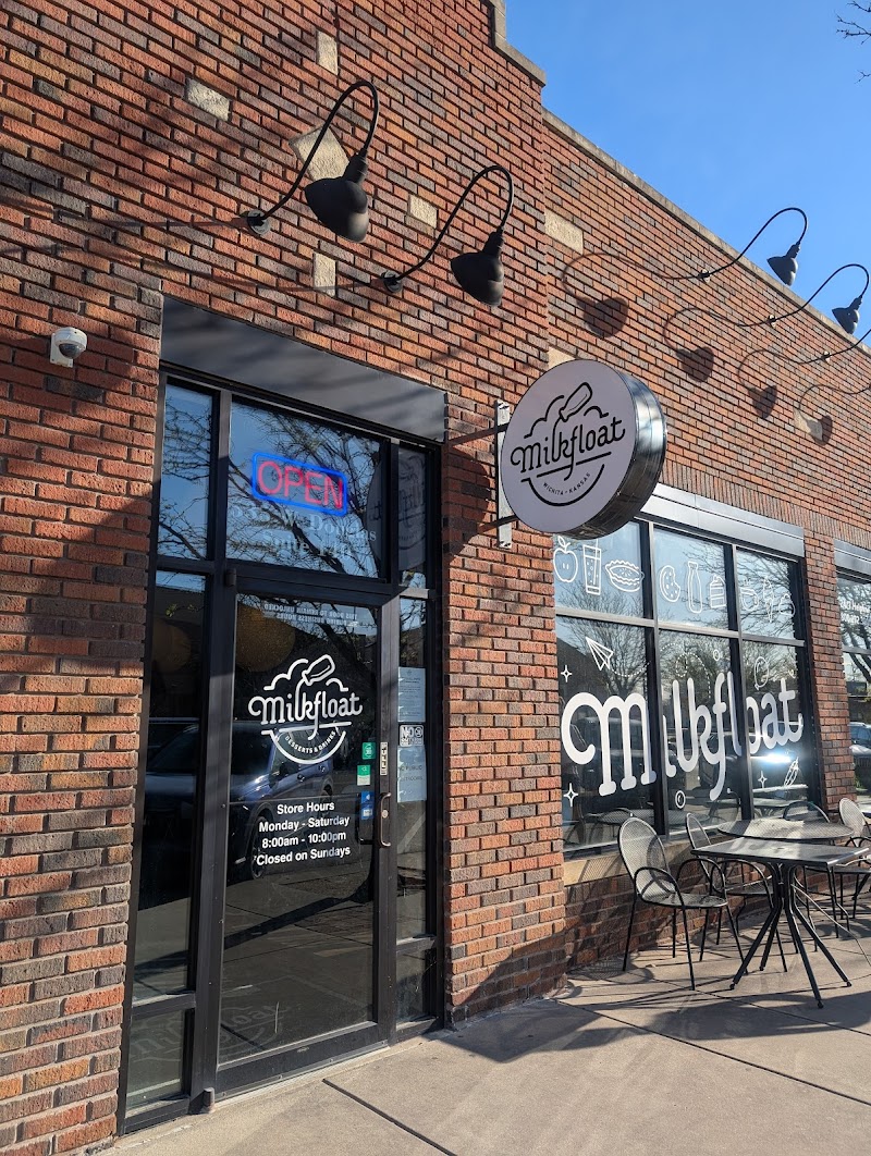 Milkfloat photo 4
