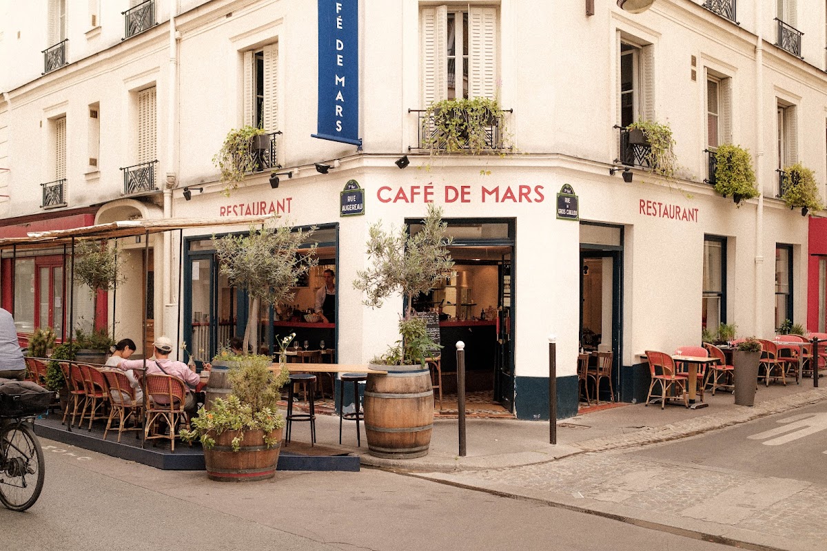 Le Café de Mars, vue extérieure