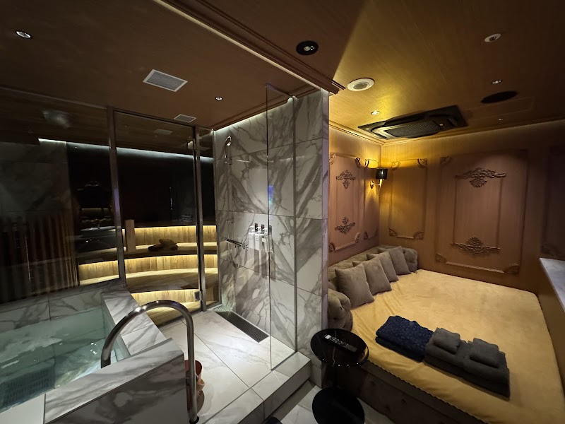 KUDOCHI sauna 福岡中洲店 3