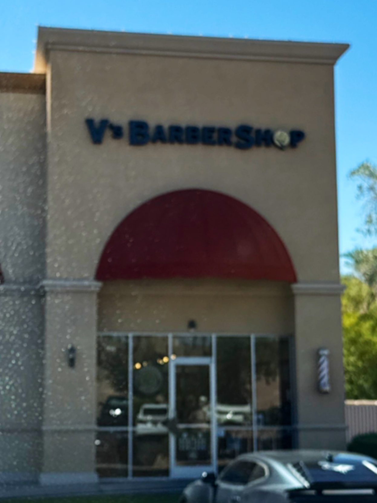 V's Barbershop - Chandler Pavillions