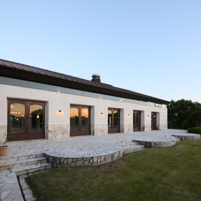 Southern Cross Resort - Photo 1