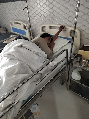 AHUJA MEDICAL & MATERNITY CENTER~ AMMC [ Best Hospital In Kanpur ] - Image 2