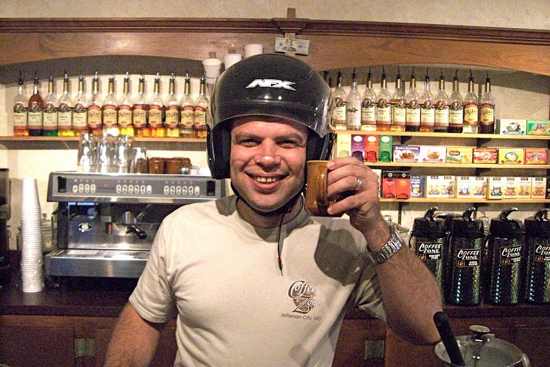 Yanis Coffee Zone photo 3