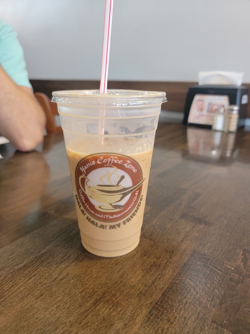 Yanis Coffee Zone photo 4