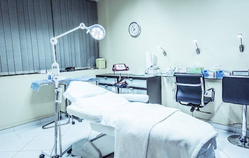 Hair Transplant Dubai Clinic logo