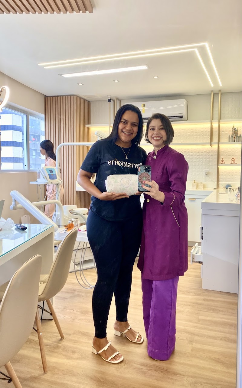 Dra. Mayara Barbosa - Ortodontia Especializada - foto 2