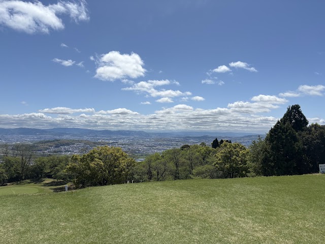 Shin-Osaka Golf Club - Photo 2