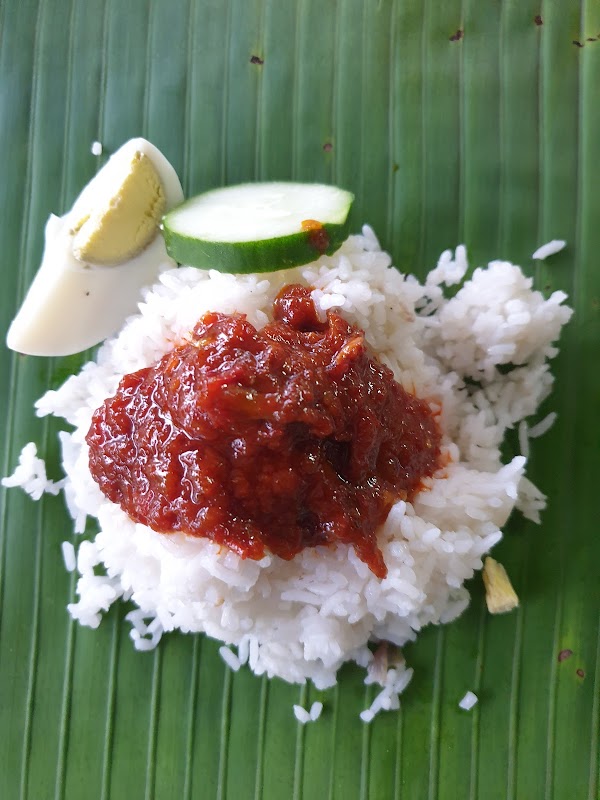 Nasi Lemak Daun Pisang Feri - Photo 1