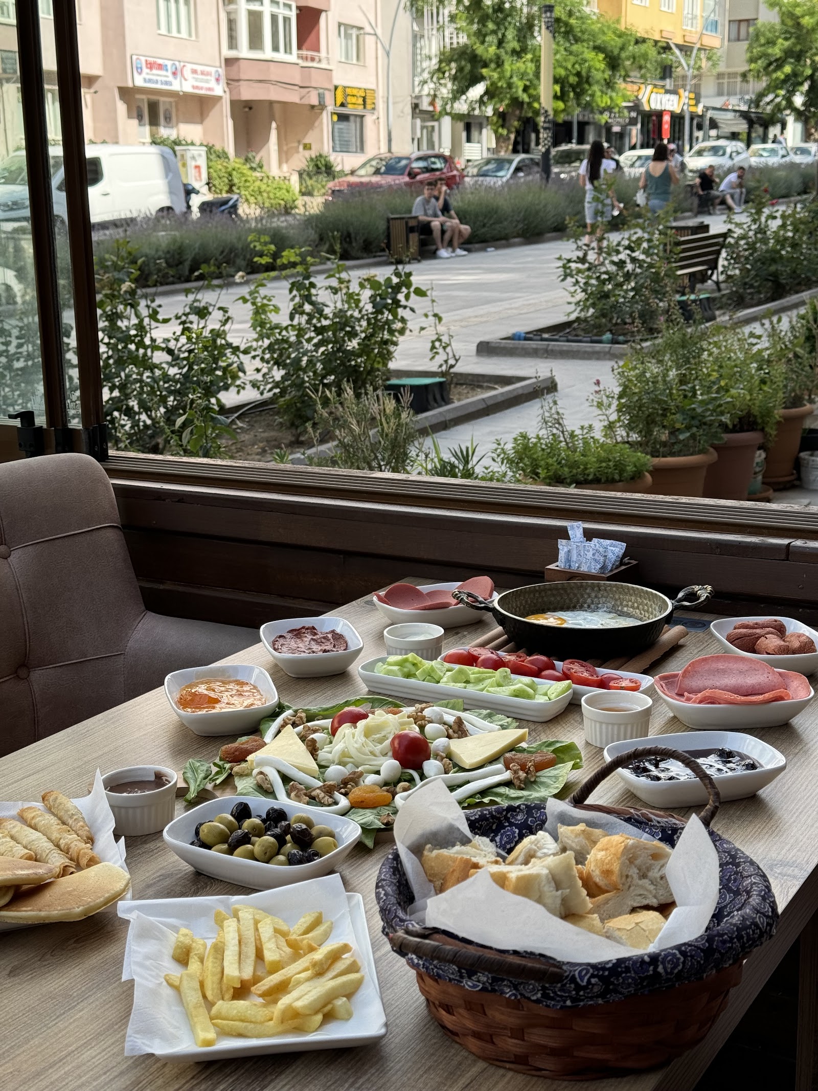 Retro Coffee's Burdur mekanı