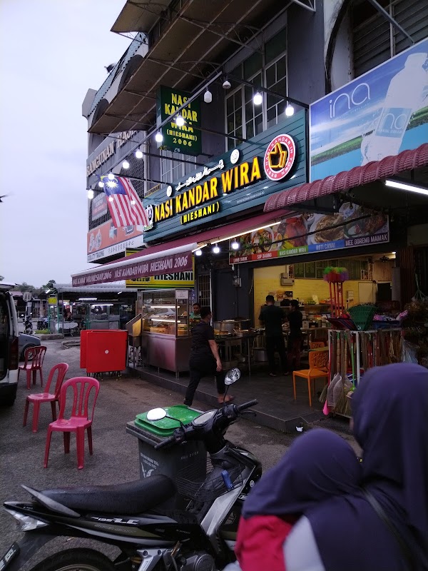 Nasi Kandar Wira (Hieshani)