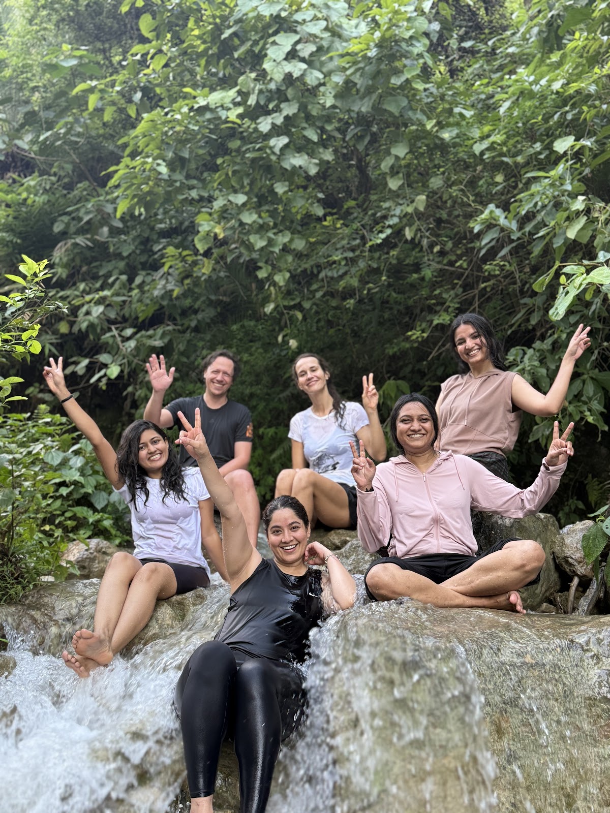 Kailash Yoga Ashram - Meditation & Yoga Retreats Rishikesh