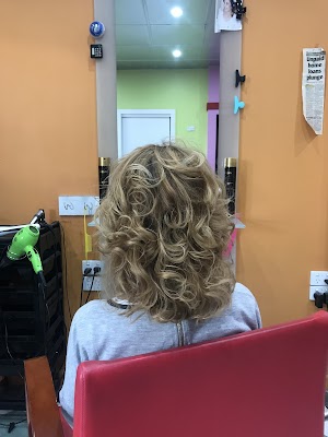 AAK Hairdressing photo 3