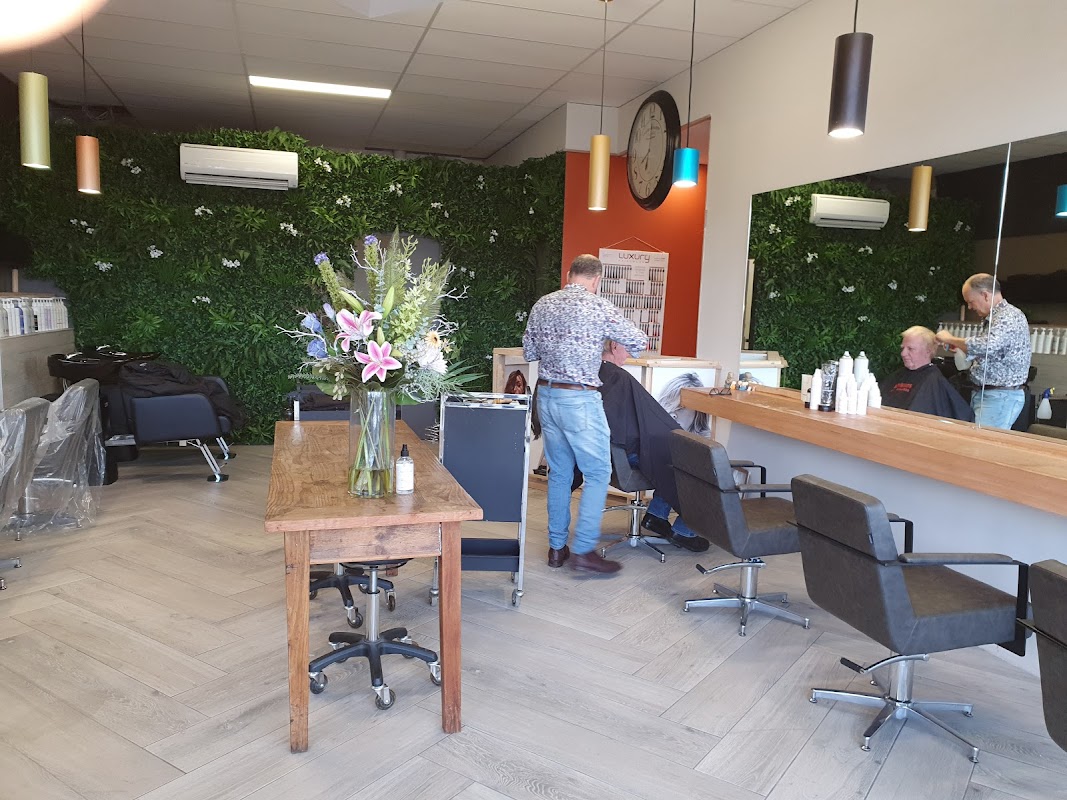 Headlines Of Mount Eliza ~ HL photo 1