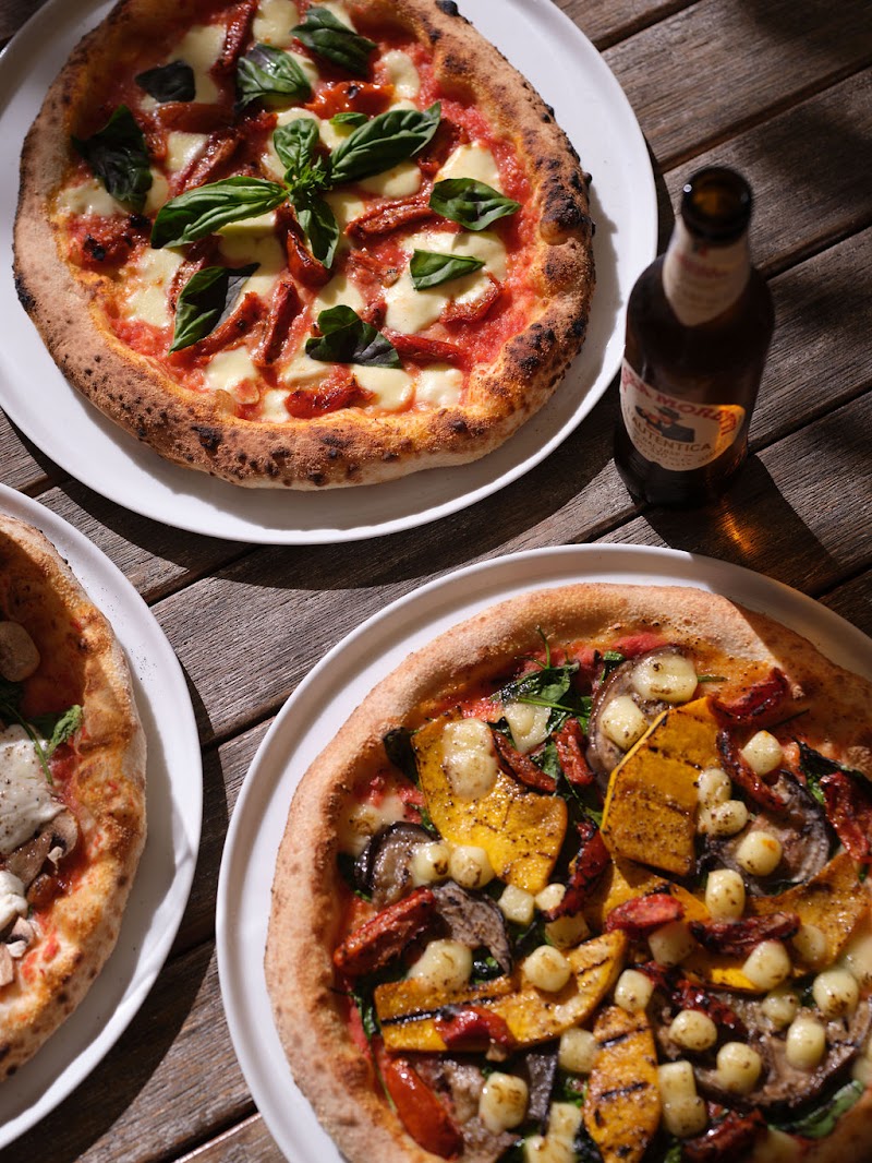 Julio's Italian Restaurant photo 2