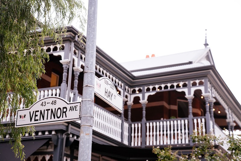 Julio's Italian Restaurant photo 5