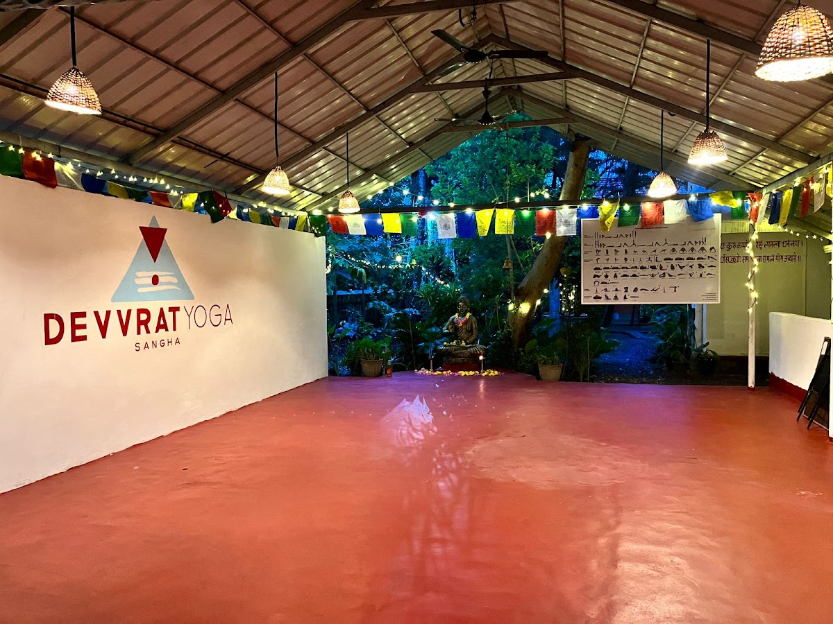 Devvrat Yoga Sangha | Yoga Teacher Training course in Kerala
