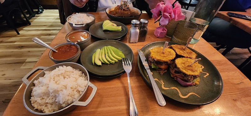 Café Con Leche photo 3