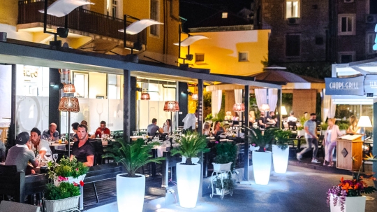 Chops Grill - Steak & Seafood in split