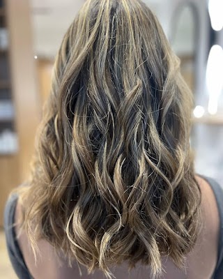 Nadine's Hair Studio Avalon photo 3