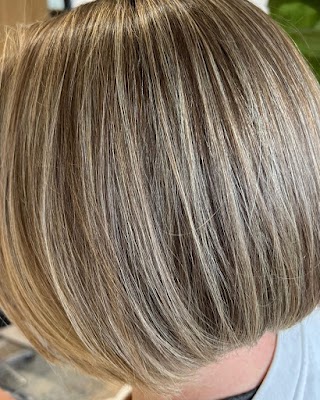 Nadine's Hair Studio Avalon photo 2