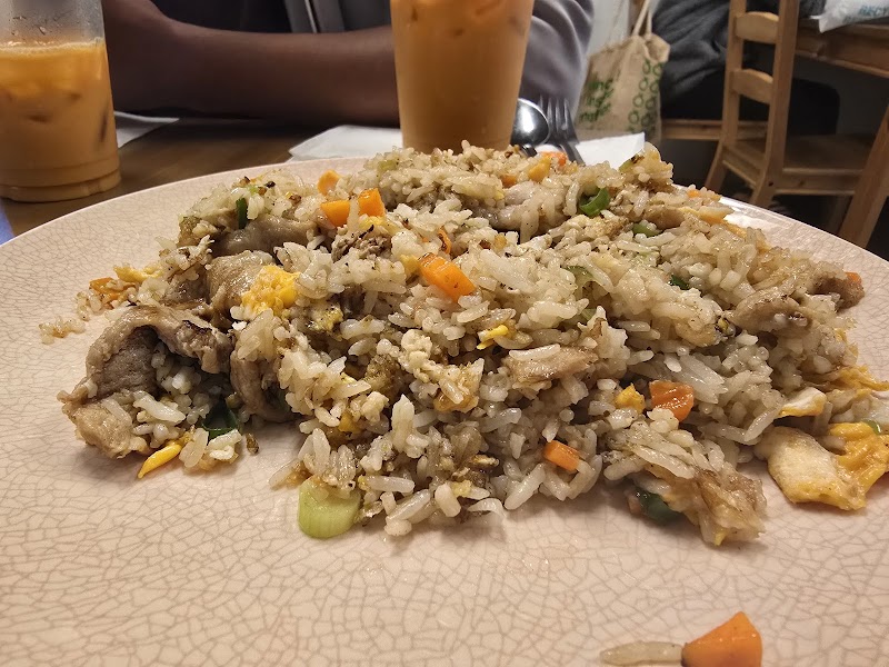 Smiling Thai photo 8